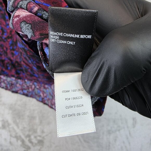 Torrid Blouse Womens 5X 28 Multicolor Animal Print Sleeveless Crepe Chainlink - Picture 8 of 9